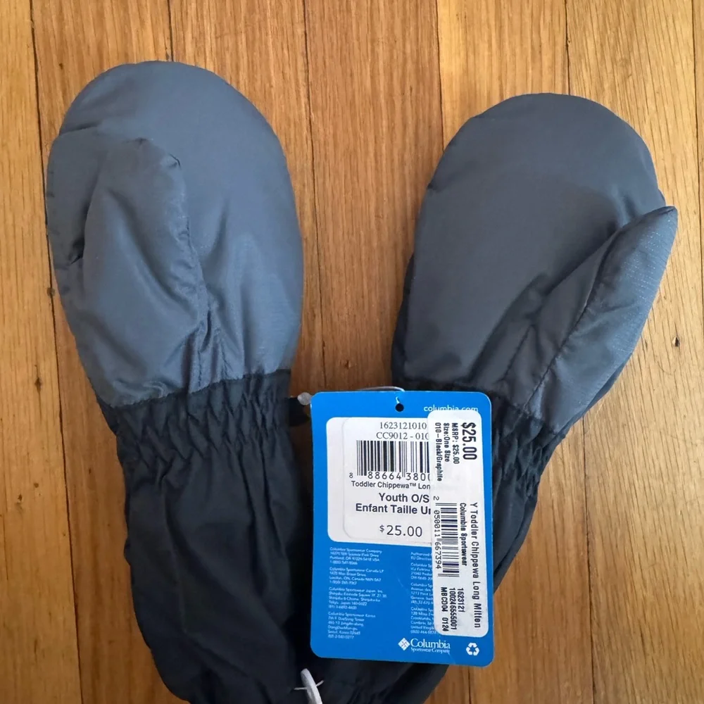 Columbia Youth Black and Gray Mittens nwt